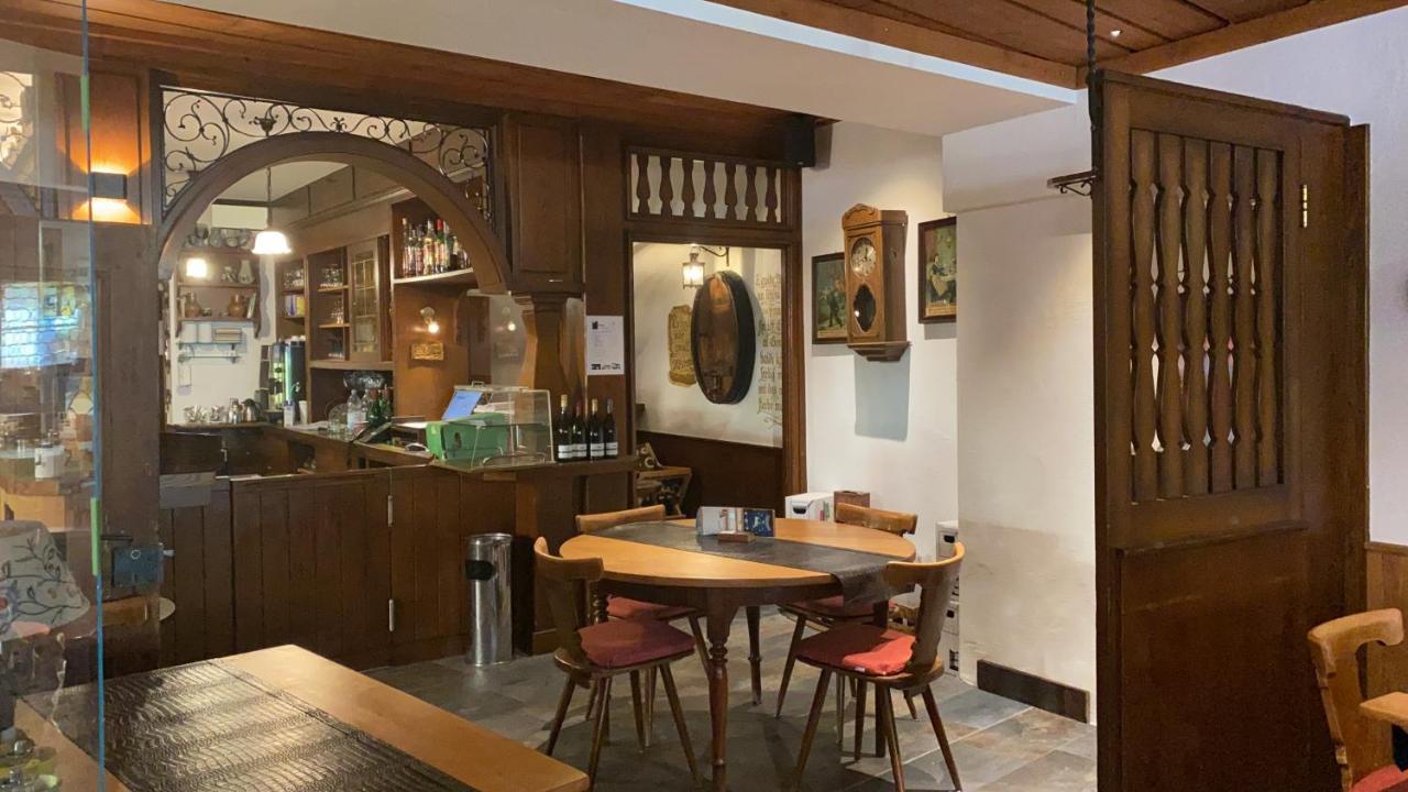 Gasthaus Zum Hirschen Staufen im Breisgau Dış mekan fotoğraf