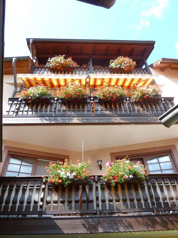 Gasthaus Zum Hirschen Staufen im Breisgau Dış mekan fotoğraf