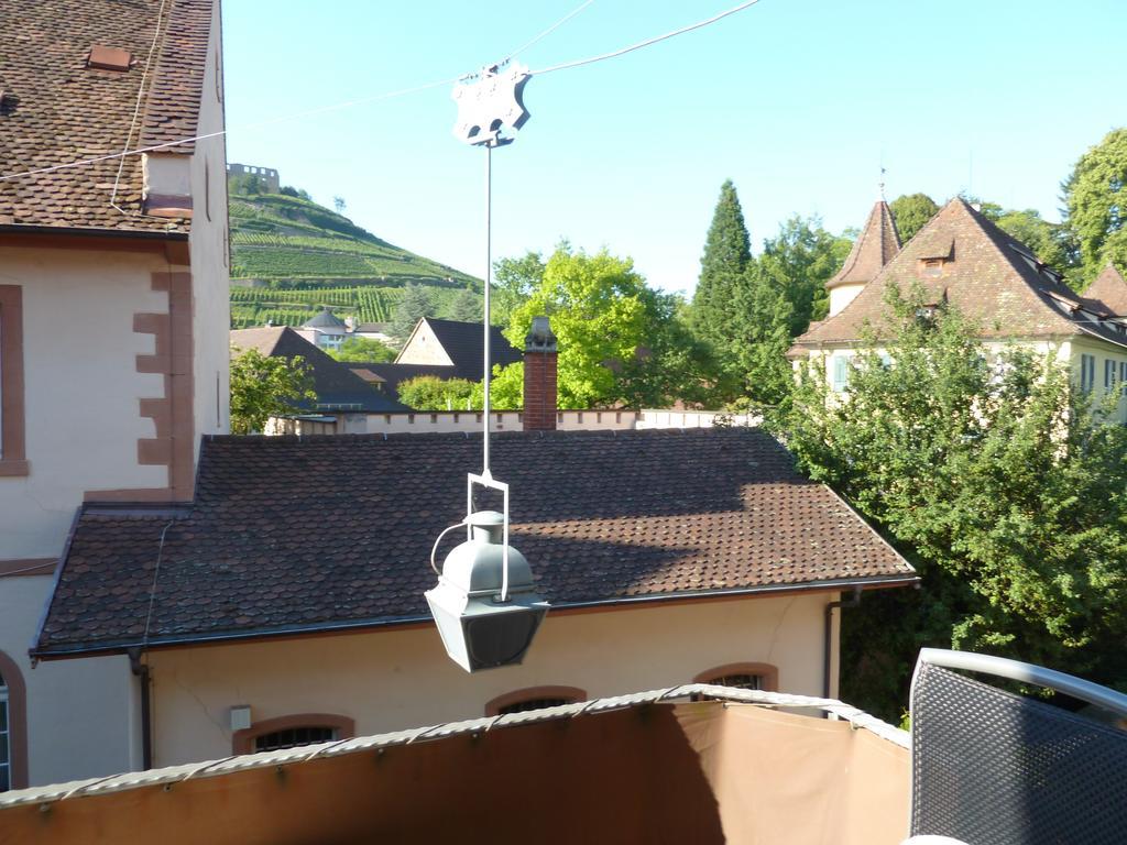Gasthaus Zum Hirschen Staufen im Breisgau Oda fotoğraf